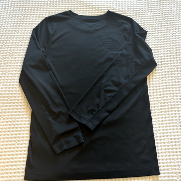 Nike Dri-Fit Shirt - Picture 8 of 8